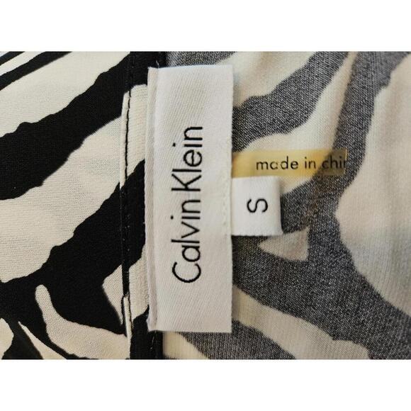 Calvin Klein small black & white zebra animal print stretchy sleeveless blouse - Picture 3 of 5